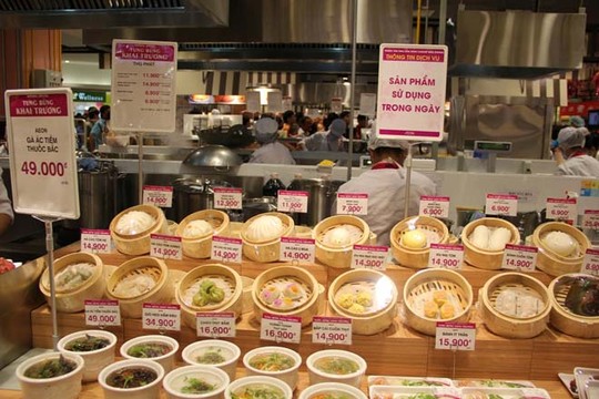 Aeon Bình Dương Canary đông nghẹt khách ngày khai trương