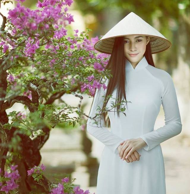 Ái nữ tập đoàn Alphanam ăn tối cùng David Beckham Ái nữ tập đoàn Alphanam ăn tối cùng David Beckham