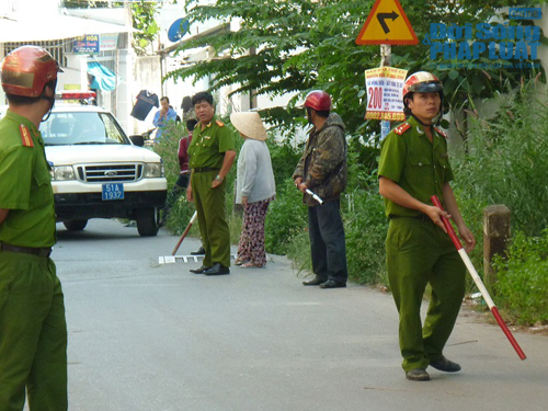 TP.HCM: Vác dao giải quyết mâu thuẫn chém luôn công an