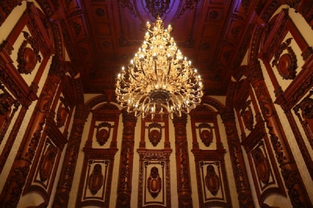 Chiêm ngưỡng nội thất trăm tỷ trong lâu đài của đại gia Hà Nam