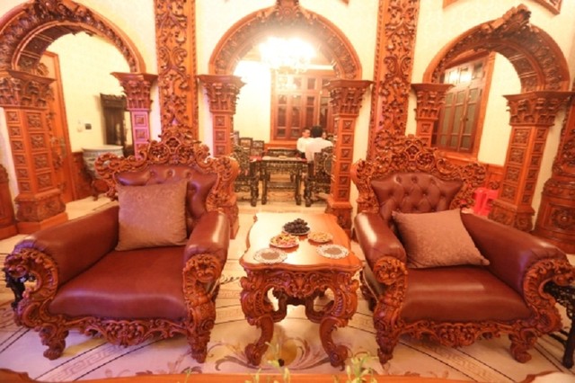 Chiêm ngưỡng nội thất trăm tỷ trong lâu đài của đại gia Hà Nam