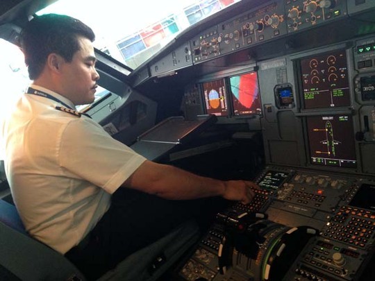 Cận cảnh siêu máy bay cánh cong Airbus mới cập bến Việt Nam