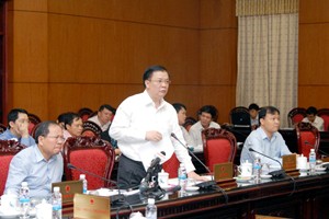 Thống nhất tăng thuế thuốc lá, bia, rượu