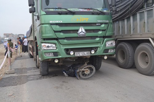 3 vụ tai nạn liên tiếp trên QL1A, 6 người thương vong