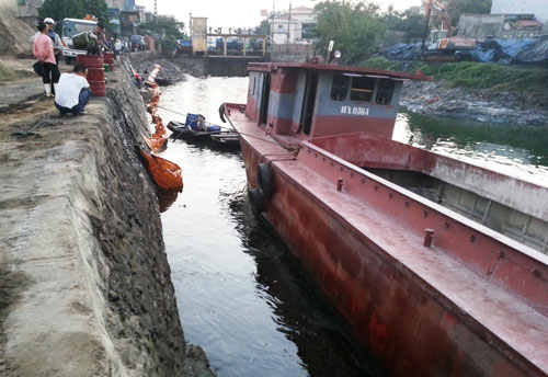 Khắc phục cơ bản sự cố vỡ đường ống hóa chất ở Hải Phòng