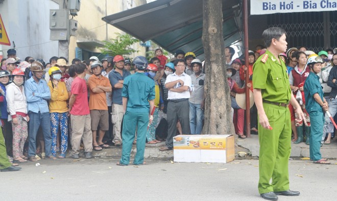 Huy động lực lượng rà bom kiểm tra vật 
