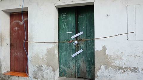 Bị gia đình ngăn cấm, đôi nam nữ tự tử trong phòng trọ