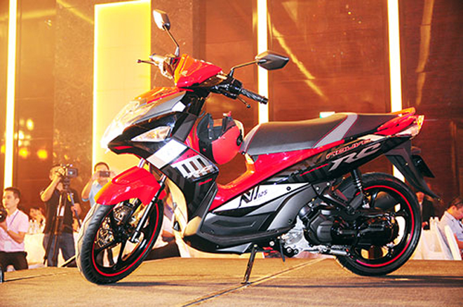 Yamaha Nouvo SX 2015 giảm giá để “bật” Honda Air Blade? Yamaha Nouvo SX 2015 giảm giá để “bật” Honda Air Blade?