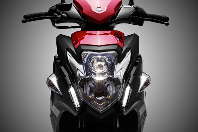 Yamaha Nouvo SX 2015 giảm giá để “bật” Honda Air Blade? Yamaha Nouvo SX 2015 giảm giá để “bật” Honda Air Blade?