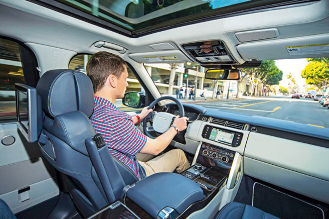 ngoc-trinh-range-rover-lwb-3 ngoc-trinh-range-rover-lwb-3