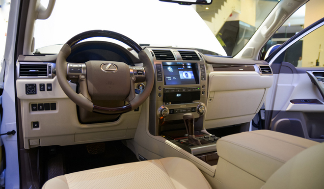 “Soi” chi tiết Lexus GX460 2015 tại Việt Nam “Soi” chi tiết Lexus GX460 2015 tại Việt Nam