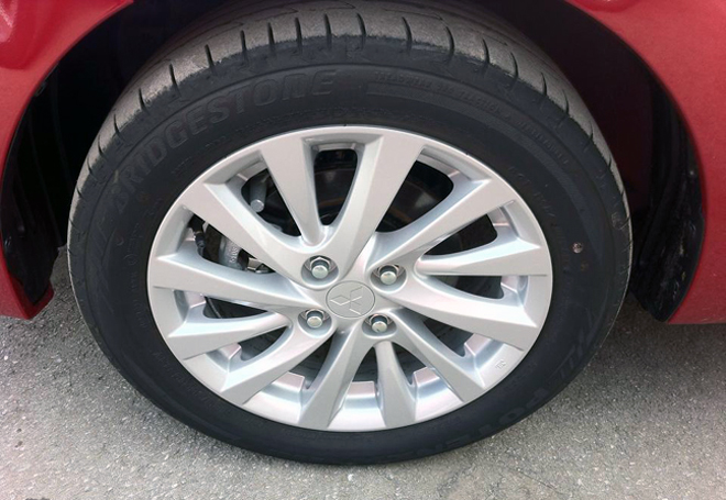 Mitsubishi Attrage lộ ảnh trước ngày ra mắt Việt Nam