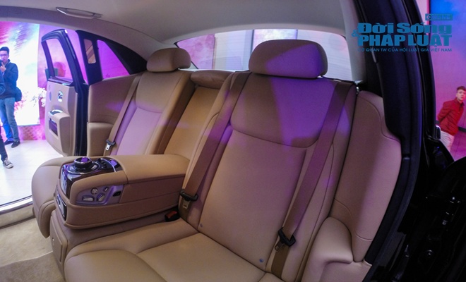 Rolls-Royce Ghost Series II -5