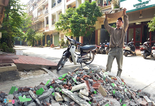 Cha mẹ phụ hồ, ở lều bạt nuôi con đoạt giải HCV Toán quốc tế
