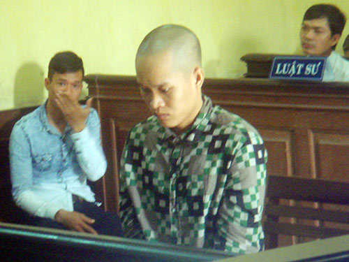 Bị chồng bóp cổ tới chết vì nghi ngoại tình