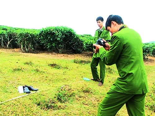 Trong 3 giờ, 2 tên Trong 3 giờ, 2 tên