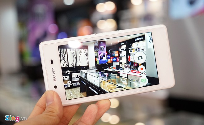 10 smartphone hot trong mùa mua sắm cuối năm ở VN