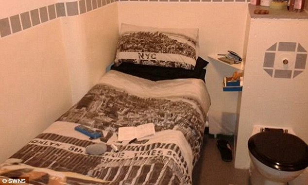 tu-nhan-anh-khoe-anh-song-trong-tu-6