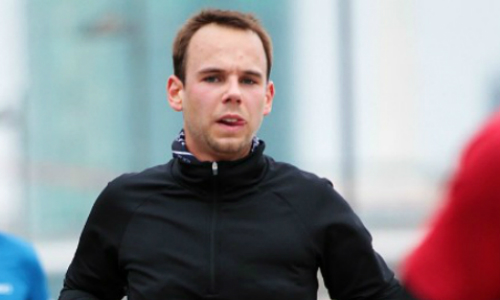 co-pho-may-bay-tung-co-y-dinh-tu-tu