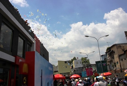 tranh-gianh-suat-an-mat-van-hoa-1