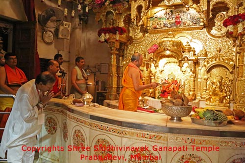 ngoi-den-an-do-nhieu-vang-3