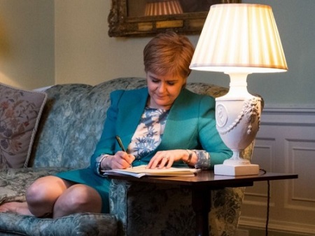 Tin tức thế giới mới nhất ngày 1/4 - 1