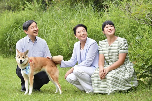 Những hình ảnh đáng nhớ của Nhật Hoàng Naruhito từ khi còn là Thái tử - 11