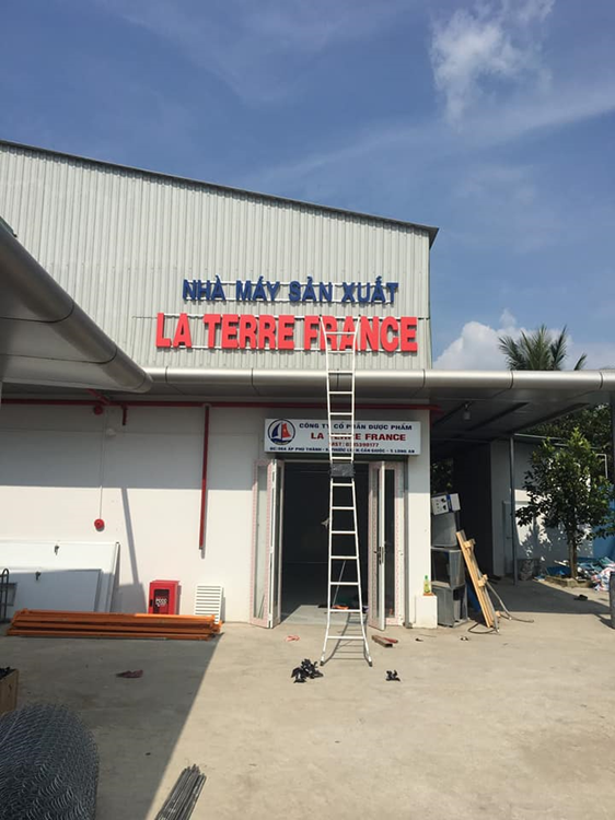Phùng Hòa Bình – Thầy Y một đời chữa bệnh cứu người đồng ý làm cố vấn chuyên môn đứng sau nhà máy sản xuất dược phẩm – thực phẩm chức năng LA TERRE FRANCE - Ảnh 3