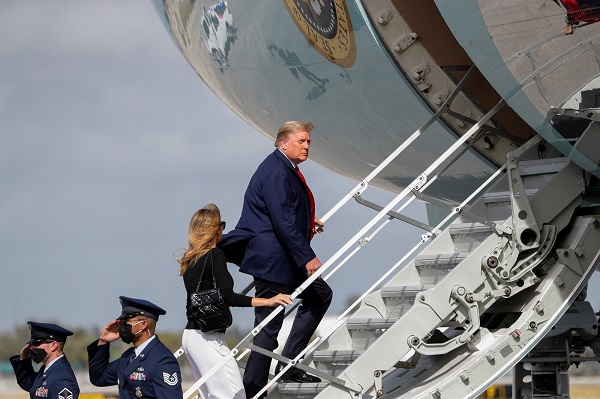 Tổng thống Trump bị vô hiệu hóa quyền phủ quyết dự luật quốc phòng trị giá 740 tỷ USD - 1