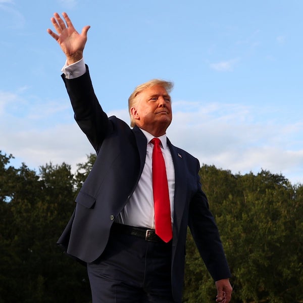 Tiết lộ kế hoạch "tái xuất" chính trường của cựu Tổng thống Trump - 1