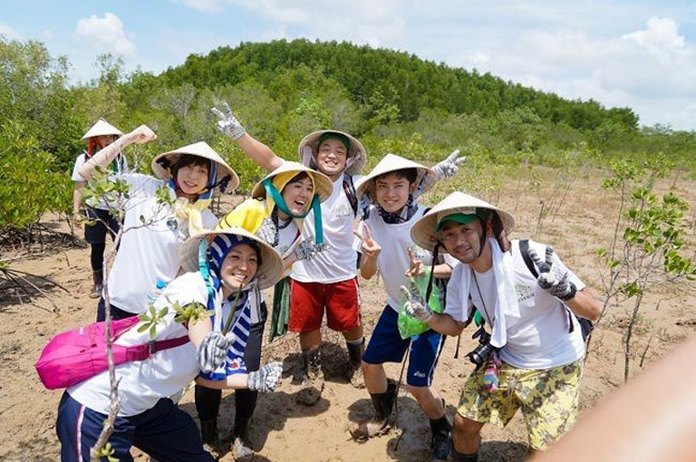 du khach nhat ban 1 du khach nhat ban 1