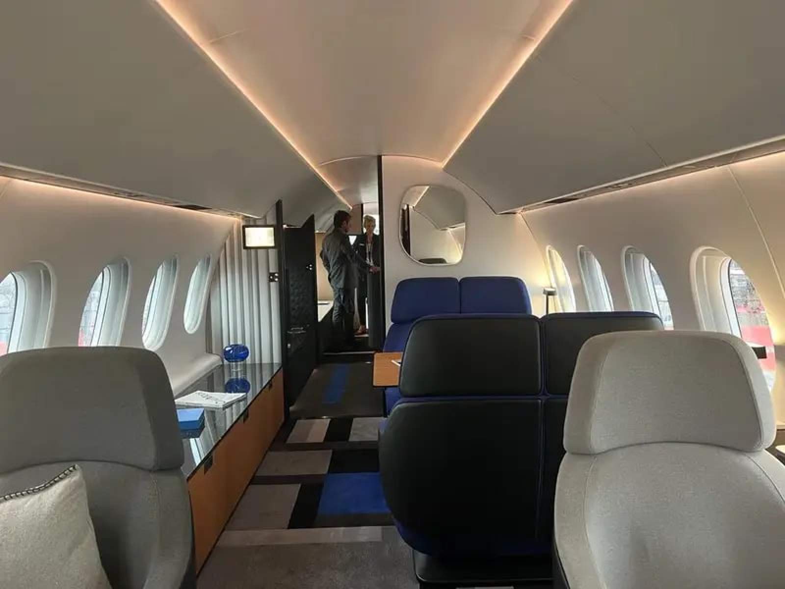 kham pha ben trong can penthouse cua bau troi tri gia 75 trieu usd 5