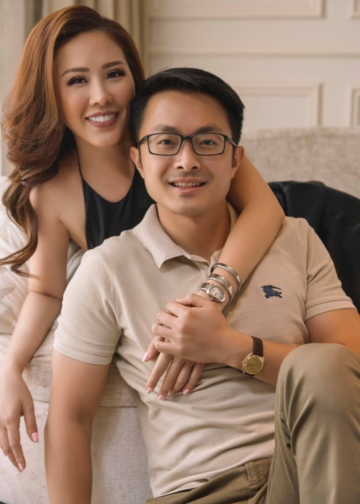hoa hau thu hoai lan dau len tieng sau khi chia tay chong doanh nhan kem 10 tuoi 2 hoa hau thu hoai lan dau len tieng sau khi chia tay chong doanh nhan kem 10 tuoi 2