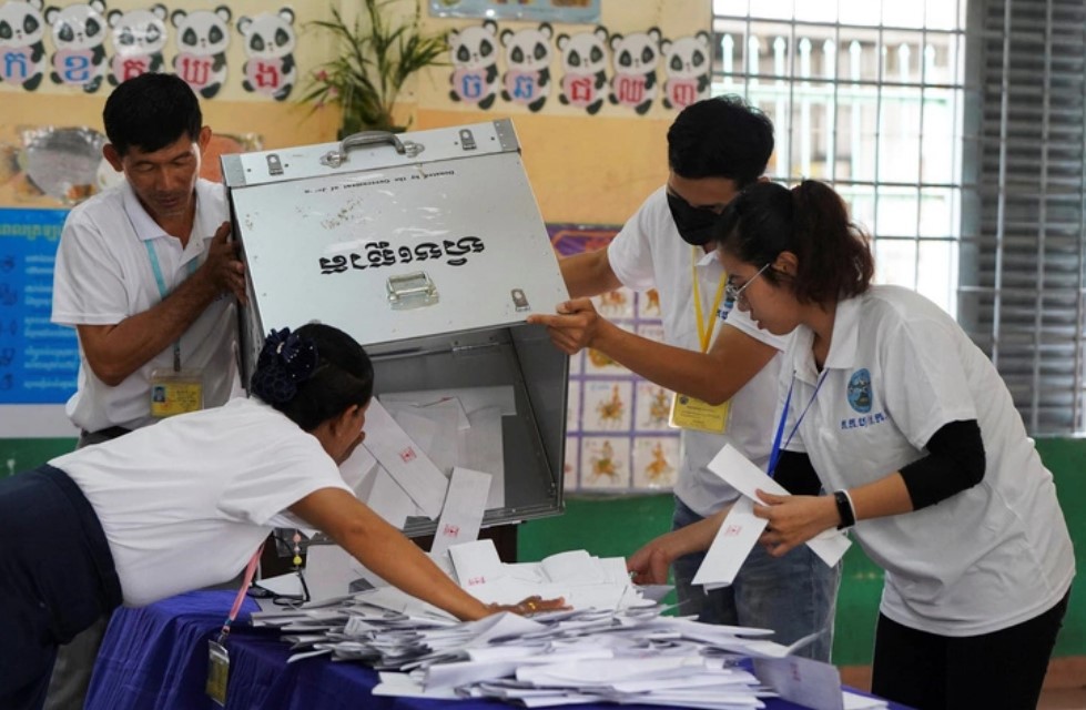 bau cu campuchia dang cua thu tuong hun sen tuyen bo chien thang ap dao 1 bau cu campuchia dang cua thu tuong hun sen tuyen bo chien thang ap dao 1