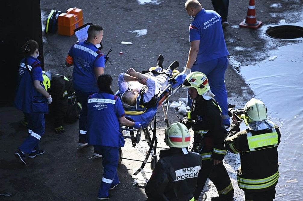 no duong ong nuoc nong o thu do moscow khien 4 nguoi thiet mang 1