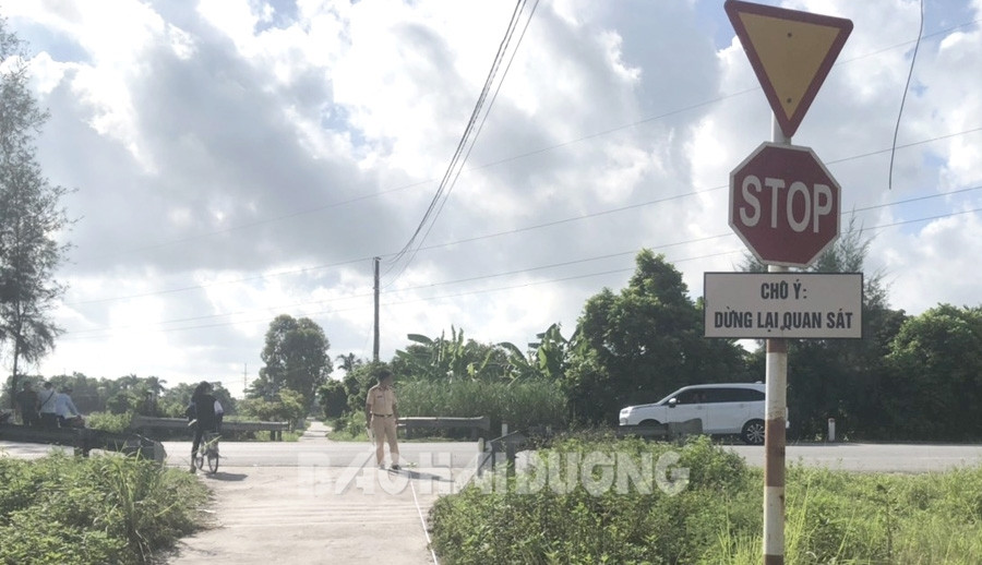 tin tuc tai nan giao thong moi nhat ngay 24 7 2023 tai nan tai nga tu o hai phong khien 3 me con di xe may thuong vong 2 tin tuc tai nan giao thong moi nhat ngay 24 7 2023 tai nan tai nga tu o hai phong khien 3 me con di xe may thuong vong 2