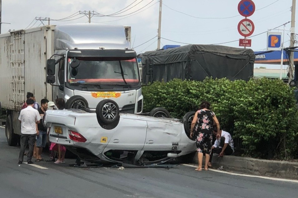 tin tuc tai nan giao thong moi nhat ngay 1 8 2023 va cham voi xe tai tren ql 1 khien nguoi dan ong tu vong 2 tin tuc tai nan giao thong moi nhat ngay 1 8 2023 va cham voi xe tai tren ql 1 khien nguoi dan ong tu vong 2