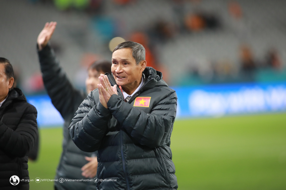 hlv mai duc chung toi rat hai long voi tinh than thi dau cua cac cau thu doi tuyen nu viet nam 2