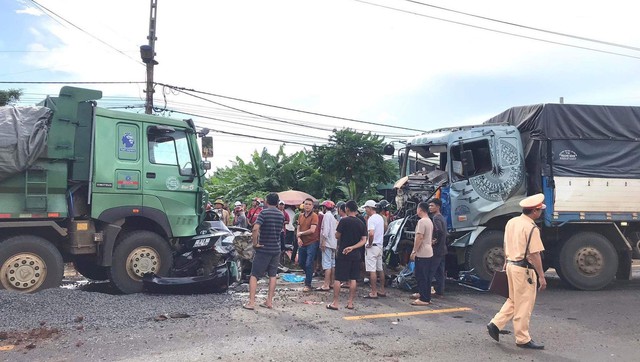 vo cua cau thu hagl tu nan khoc nghen khi nhan duoc hung tin tu ngay vui bien thanh tham kich 2 vo cua cau thu hagl tu nan khoc nghen khi nhan duoc hung tin tu ngay vui bien thanh tham kich 2