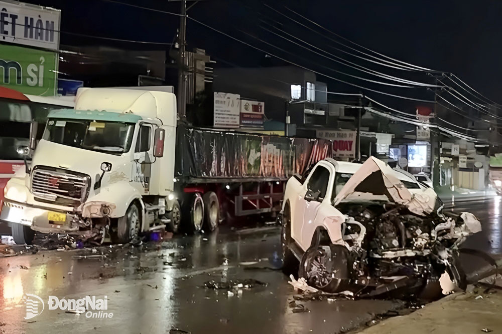 tin tuc tai nan giao thong moi nhat ngay 31 8 2023 no lop o to khien 2 nguoi tu vong o ninh binh 2