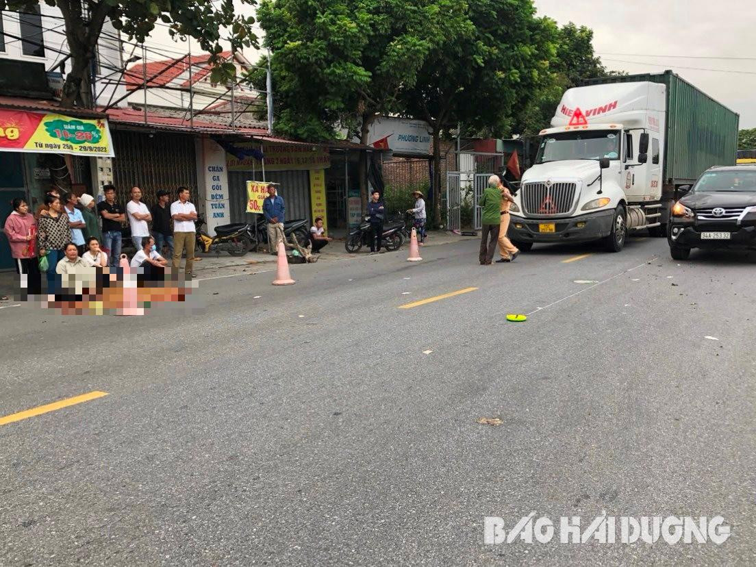 tin tuc tai nan giao thong moi nhat ngay 12 10 2023 va cham voi tau hoa mot nguoi dan ong tu vong tai cho 2