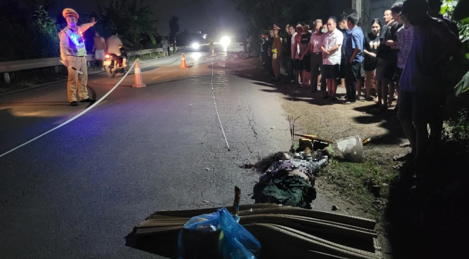tin tuc tai nan giao thong moi nhat ngay 30 10 2023 tranh xe di nguoc chieu xe khach lat nhao tren quoc lo 6 3 tin tuc tai nan giao thong moi nhat ngay 30 10 2023 tranh xe di nguoc chieu xe khach lat nhao tren quoc lo 6 3