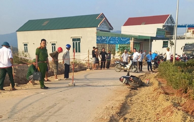 tin tuc tai nan giao thong moi nhat ngay 4 11 2023 xe tai dong lanh va cham voi xe may 3 nguoi tu vong tai cho4 tin tuc tai nan giao thong moi nhat ngay 4 11 2023 xe tai dong lanh va cham voi xe may 3 nguoi tu vong tai cho4