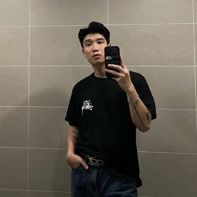 hot boy be trap trong dam hoi doan van hau duoc san lung vi qua dien trai la ai 7jpg hot boy be trap trong dam hoi doan van hau duoc san lung vi qua dien trai la ai 7jpg