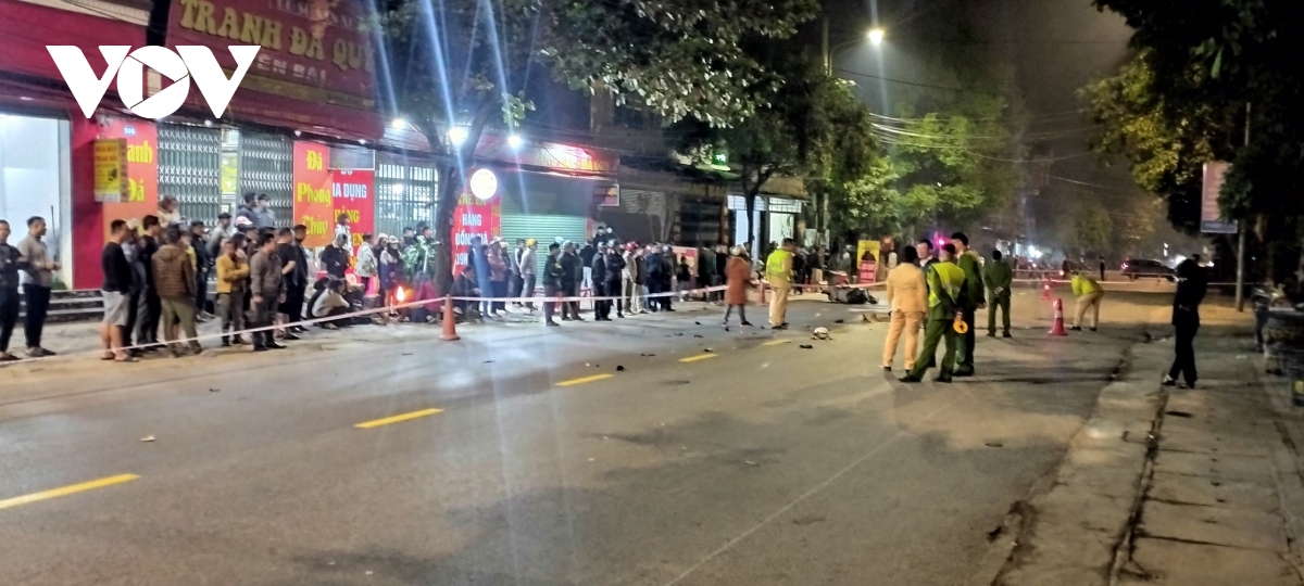 tin tuc tai nan giao thong moi nhat ngay 23 11 2023 tai nan lien hoan giua 3 xe o to tai xe bi thuong nang 1 tin tuc tai nan giao thong moi nhat ngay 23 11 2023 tai nan lien hoan giua 3 xe o to tai xe bi thuong nang 1