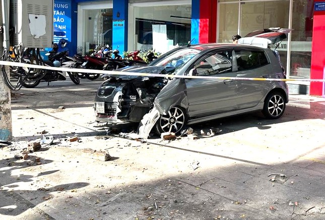 tin tuc tai nan giao thong moi nhat ngay 26 11 2023 hai xe may doi dau 3 thieu nien tu vong 1