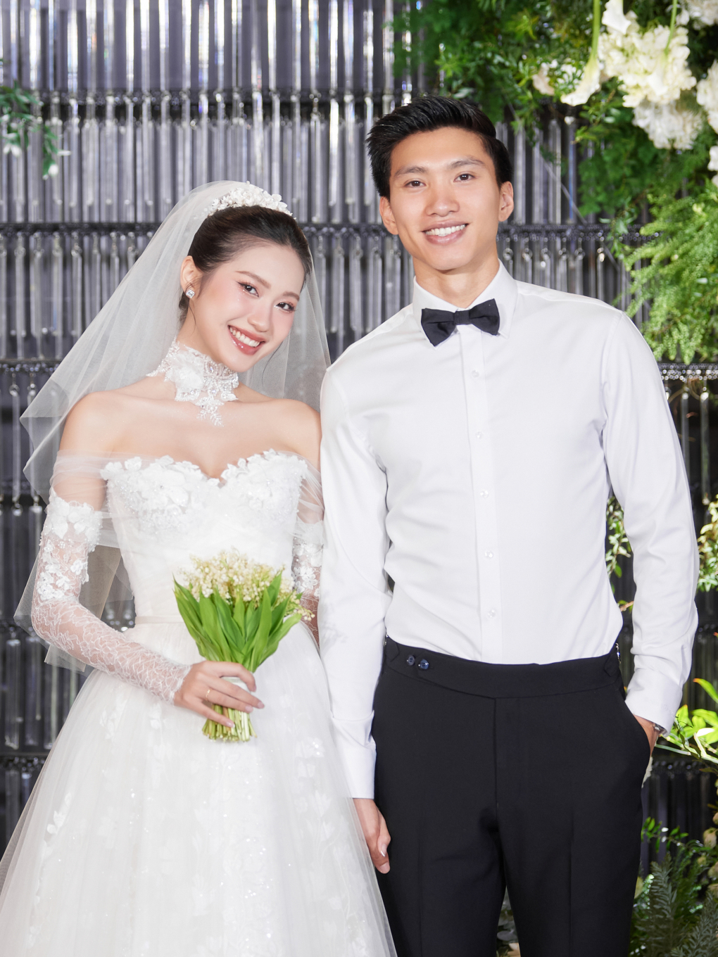 doa n ha i my ba t kho c doa n van ha u an ca n lau nuo c ma t cho vo trong tiec cuoi o khach san 5 sao 1 doa n ha i my ba t kho c doa n van ha u an ca n lau nuo c ma t cho vo trong tiec cuoi o khach san 5 sao 1