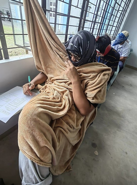 mu chong gian lan thi cu cua sinh vien philippines gay bao mang xa hoi duoc nhieu sinh vien cac truong dai hoc huong ung 13