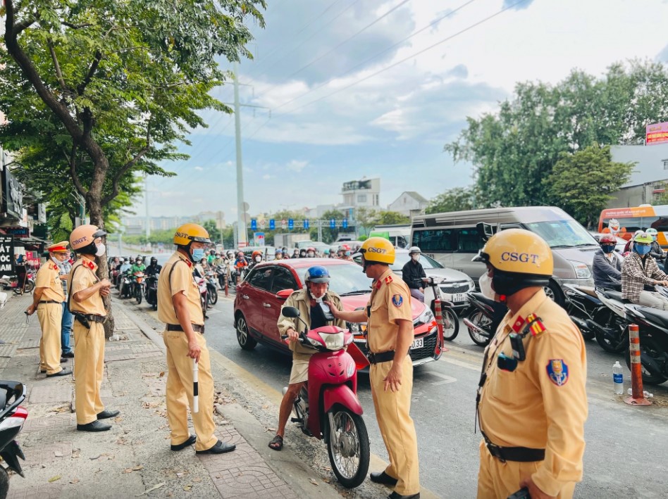 csgt tp hcm noi ro hon ve phuong an dieu chinh do nong do con ban ngay csgt tp hcm noi ro hon ve phuong an dieu chinh do nong do con ban ngay