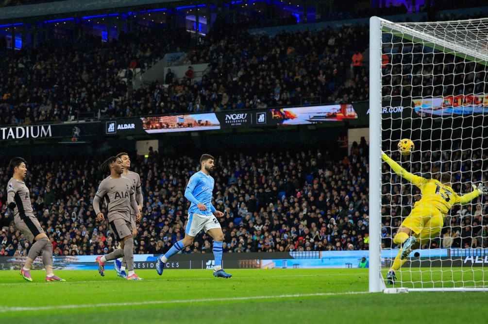 da phan luoi nha son heung min van di vao lich su premier league voi ky luc kho tin1jpg
